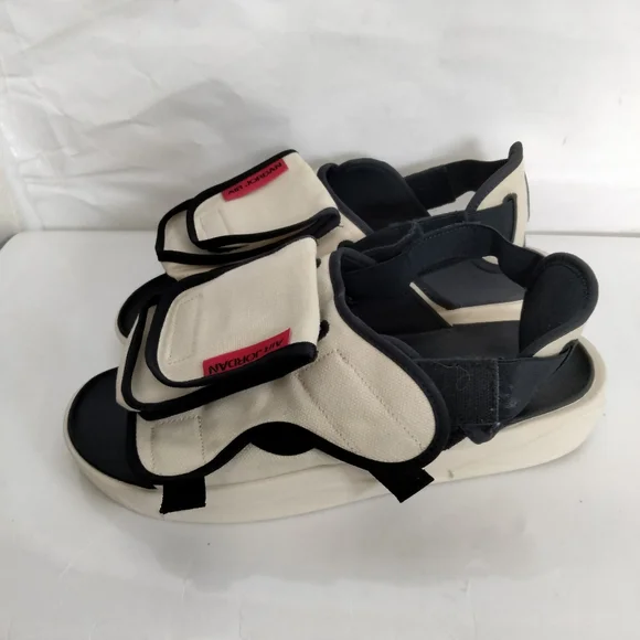 Nike Air Jordan LS Slide 'Beach size 13 - Picture 11 of 16